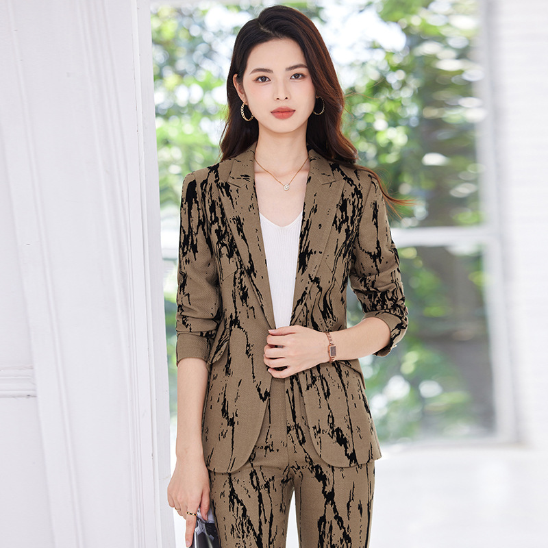 Women Formal Wear Look - 女性用高級スーツジャケット、春と秋のスタイル、エレガントな女神のルック、プロフェッショナルなフォーマルウェア、ファッショナブルなプリント柄