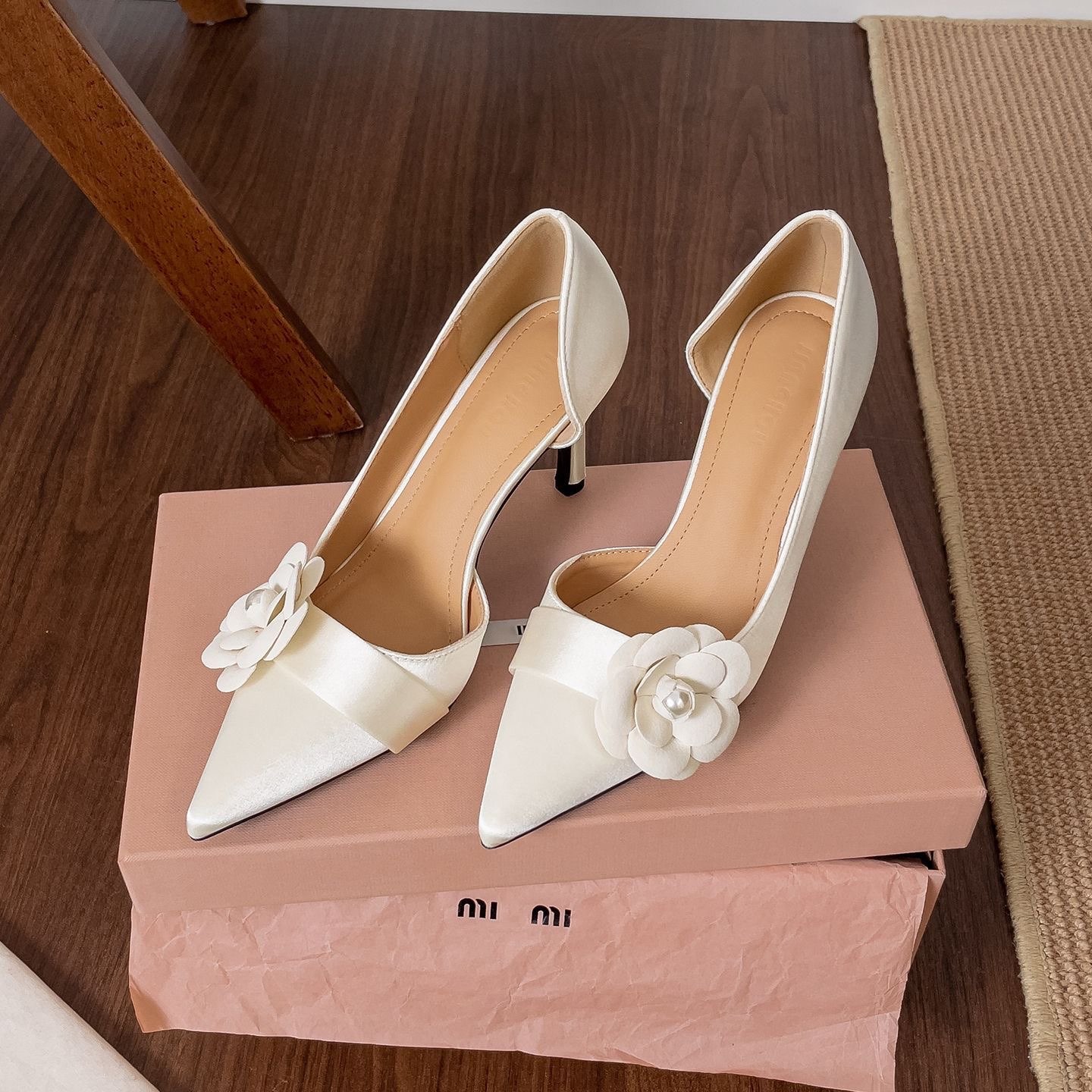 Women Formal Wear Footwear - サテンポインテッドスティレットパンプス レディース 花柄パール細ヒール スリッポン 結婚式 宴会