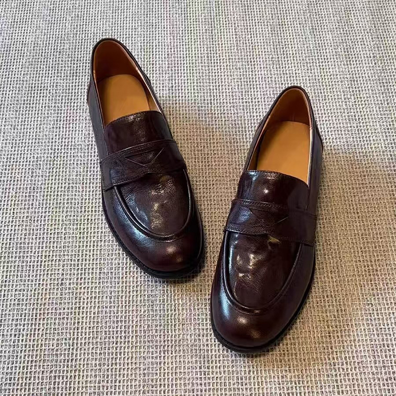 レディース本革ローファースリップカジュアルフラットヴィンテー - Women Formal Wear Footwear のレビューと価格