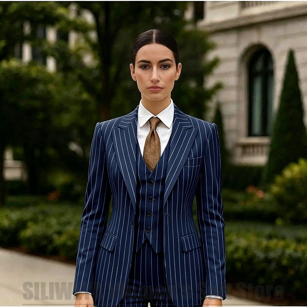白のストライプ柄レディーススーツ3点セット、シックなピークド - Women Formal Wear White Shirt のレビューと価格
