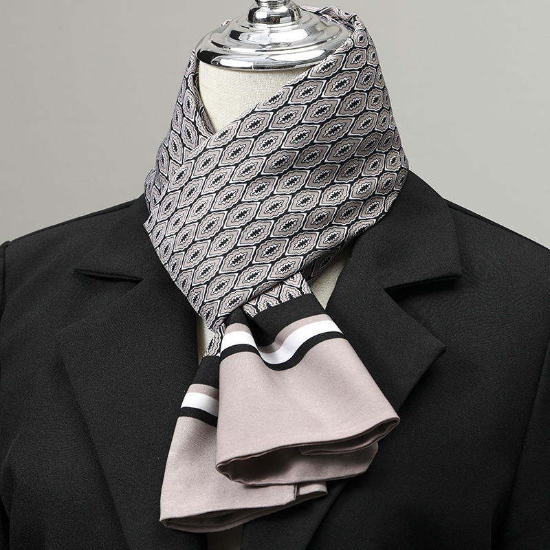 メンズスカーフ イミテーションシルク ネックスカーフ 小さな - Scarf Silk Neck のレビューと価格
