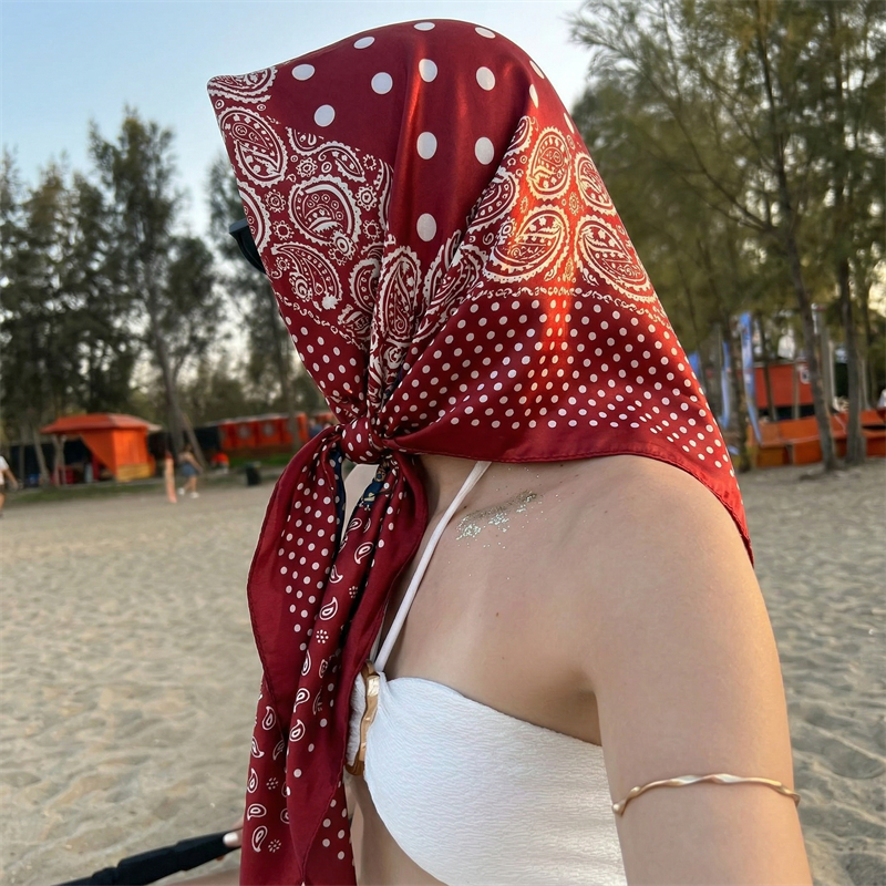 90 センチメートル高級ブランド 2026 ドットプリントス - Scarf Silk Neck のレビューと価格