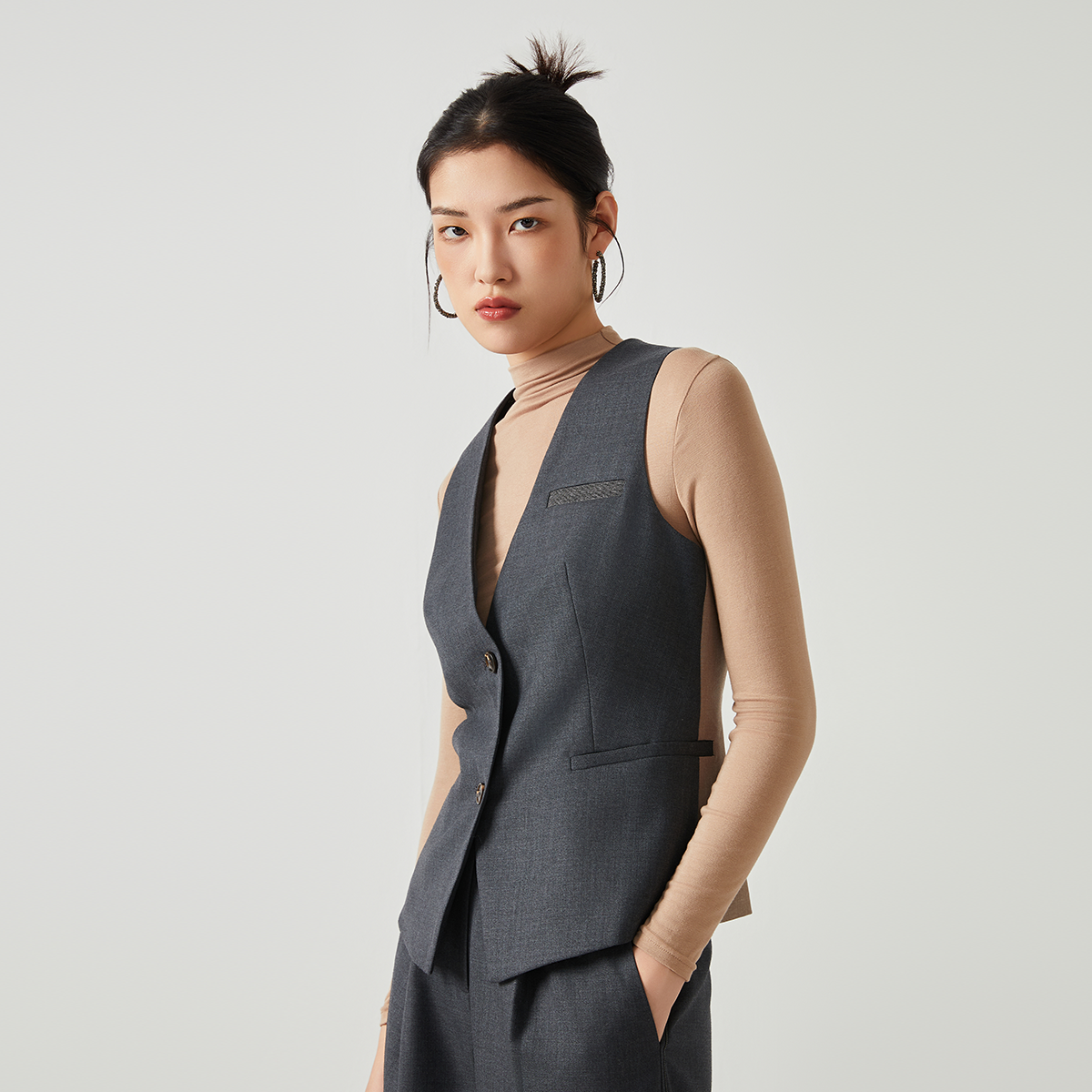 K2548W レディース ノースリーブ ウール混ベスト Vネ - Tailored Coat Wool のレビューと価格